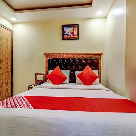 Hotel Sarthak Palace - By Pooja Hospitality New Delhi Eksteriør bilde