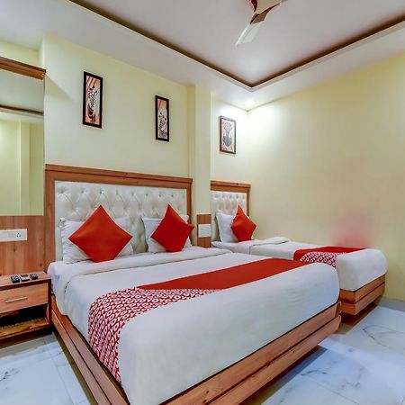 Hotel Sarthak Palace - By Pooja Hospitality New Delhi Eksteriør bilde