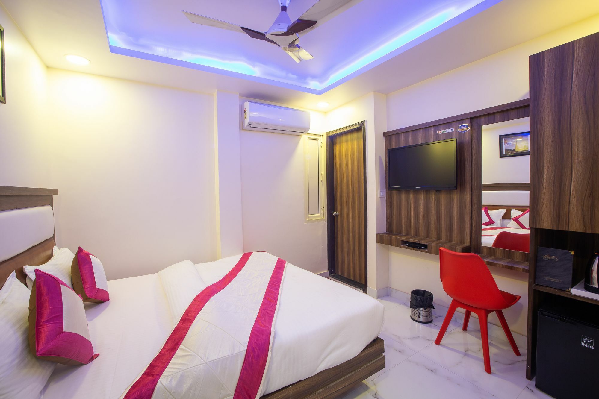 Hotel Sarthak Palace - By Pooja Hospitality New Delhi Eksteriør bilde