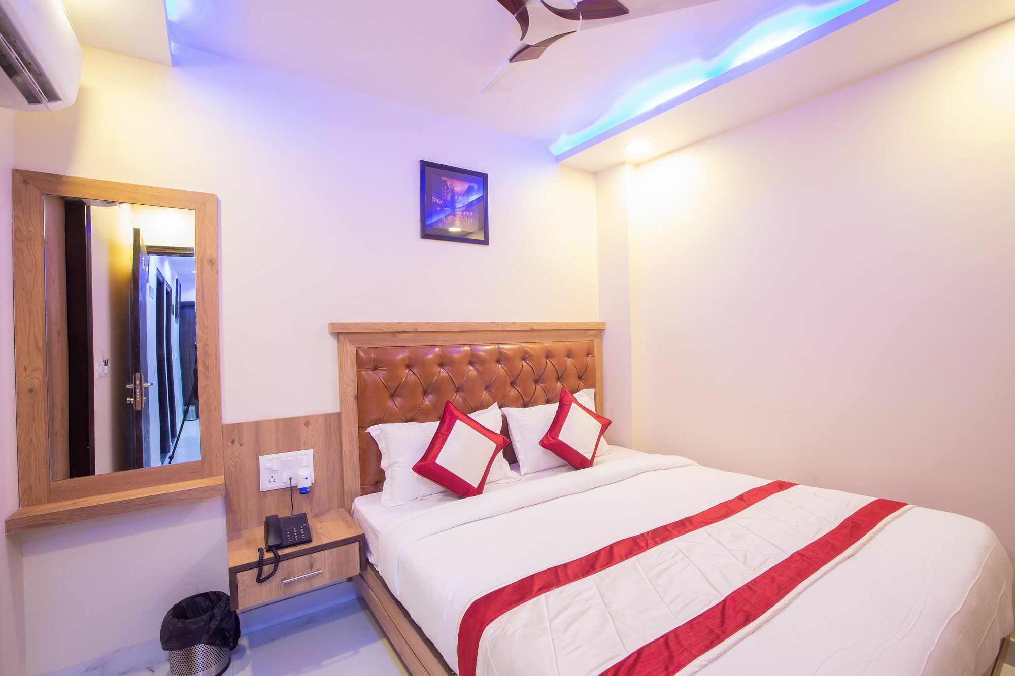 Hotel Sarthak Palace - By Pooja Hospitality New Delhi Eksteriør bilde